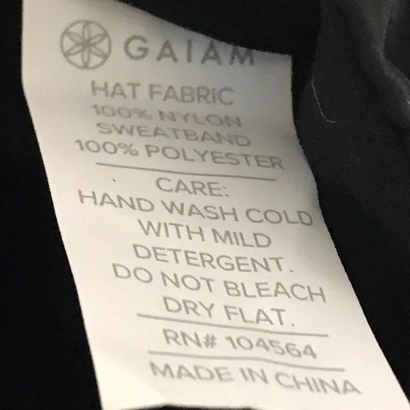 GATAM  Adjustable Black Cap - Picture 2 of 11